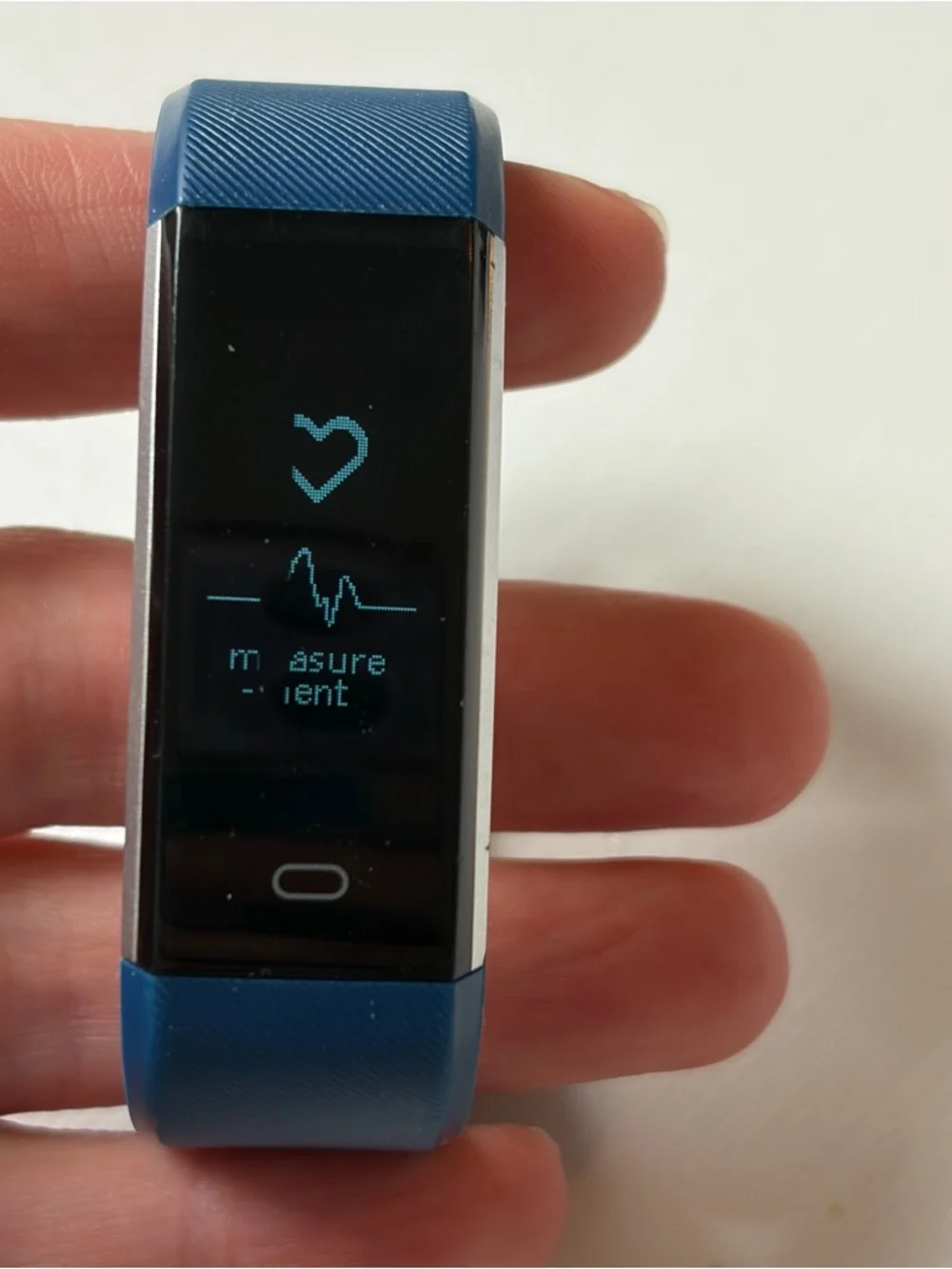 Lintelek ID115Plus HR Blue Activity Fitness Tracker Small Watch w/ Charging Cord